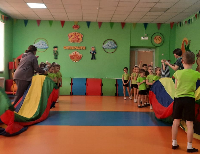 ДЕНЬ ЗАЩИТНИКА ОТЕЧЕСТВА В ПОДГОТОВИТЕЛЬНОЙ ГРУППЕ