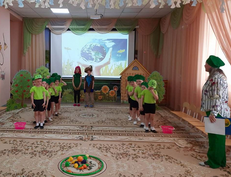 Экологический праздник «Эколята — друзья и защитники Природы в гостях у ребят»