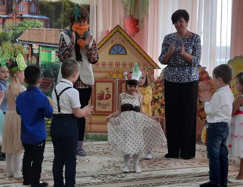"Путешествие на осеннем паровозике"