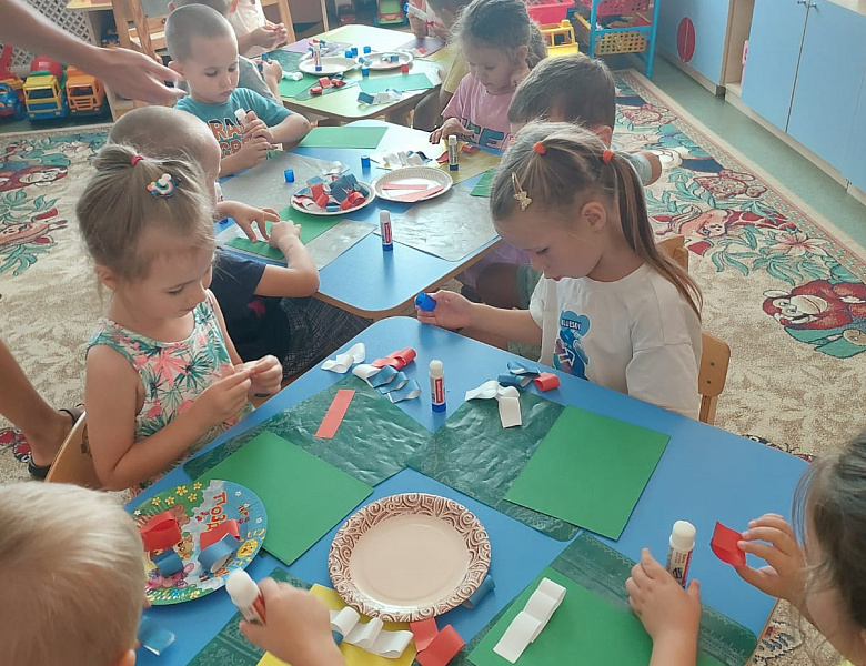 Праздник РОССИЙСКОГО ФЛАГА