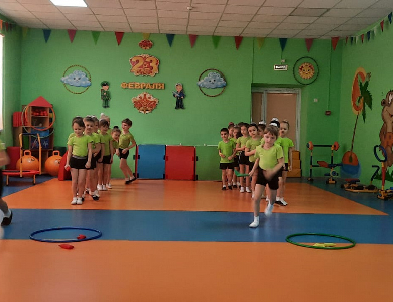ДЕНЬ ЗАЩИТНИКА ОТЕЧЕСТВА В ПОДГОТОВИТЕЛЬНОЙ ГРУППЕ