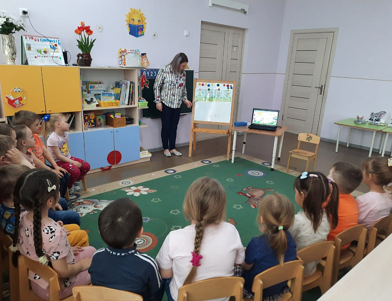  Квест-игра с Эколятами по природоохранной тематике.